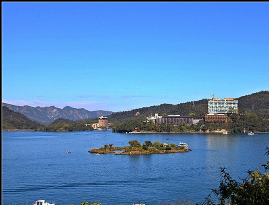 名河床垫：床垫电商名字库，打造舒适睡眠体验