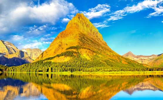 少女魔镜中的世界