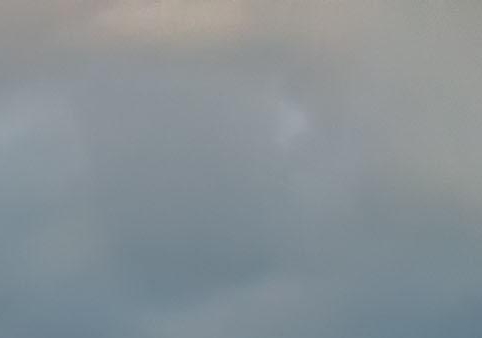 蕾丝吊带裙配什么内搭