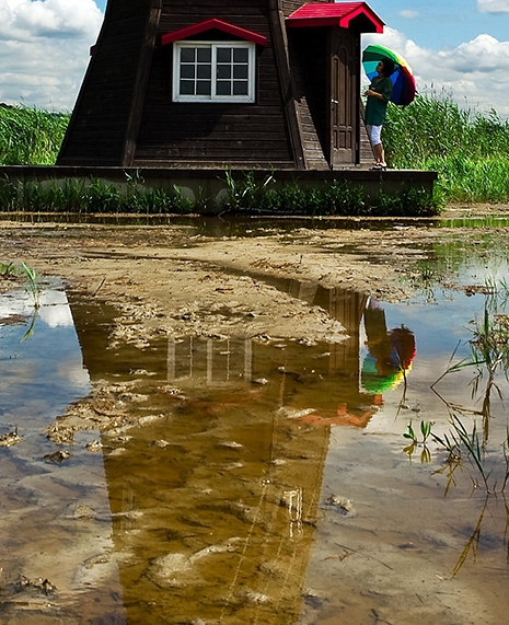 创意借位拍摄图片