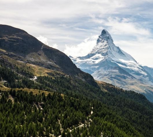 ai如何绘制星球环绕
