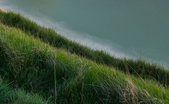 钻石讲解情感销售视频