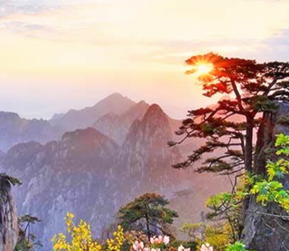 形容世界复杂的成语:纷繁万象，浩渺苍穹，世间繁华映射人生之美