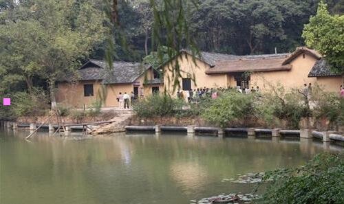 三中国现存最古老的寺庙