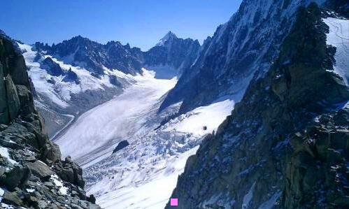 三安徽六安国防科技学院官网