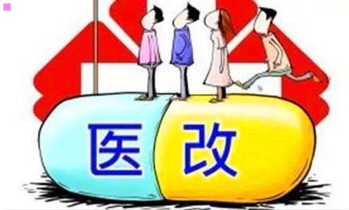 二女生喝起泡酒坏处