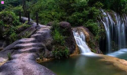 二北岛最经典的十首短诗