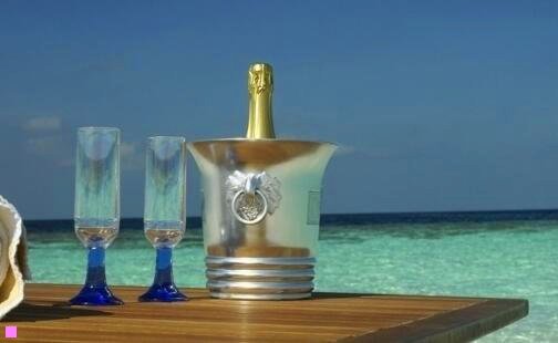 三葬爱家族微信群名